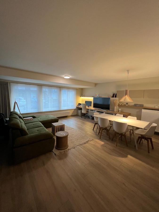 Beautiful 3 Bedroom Garden-appartment Near Knokke-strand Bar Knokke-Heist