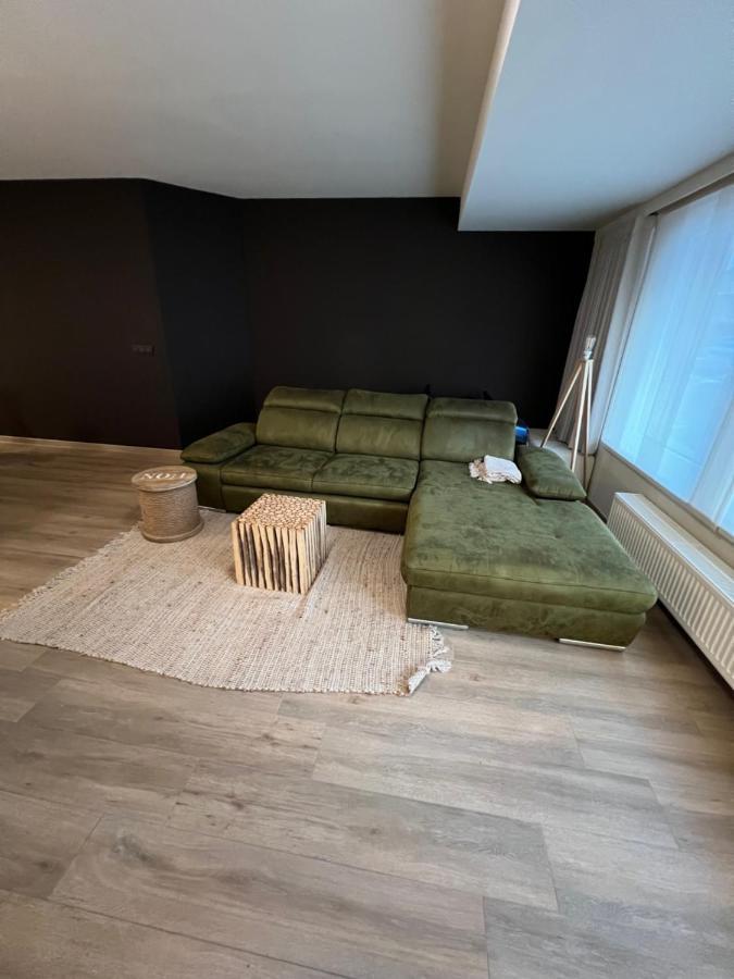 Beautiful 3 Bedroom Garden-appartment Near Knokke-strand Bar Knokke-Heist