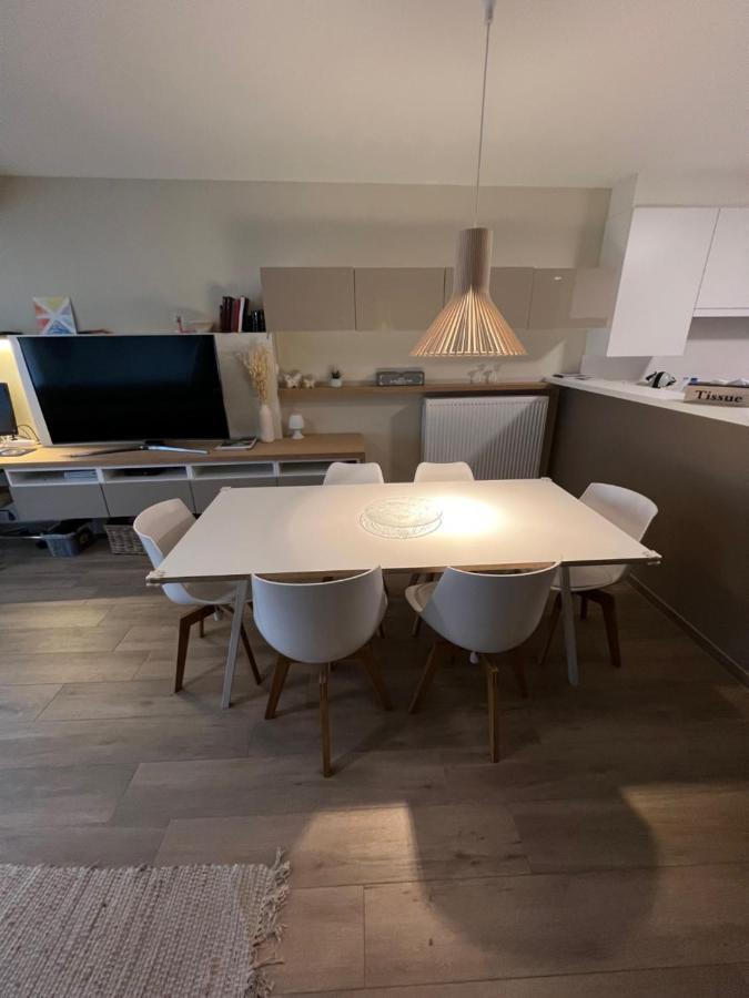 Beautiful 3 Bedroom Garden-appartment Near Knokke-strand Bar Apartment Knokke-Heist