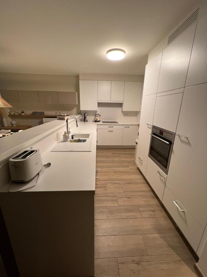 Apartment Beautiful 3 Bedroom Garden-appartment Near Knokke-strand Bar